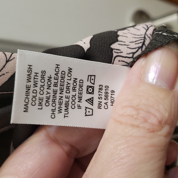 Maurices XL floral blouse - Picture 5 of 6